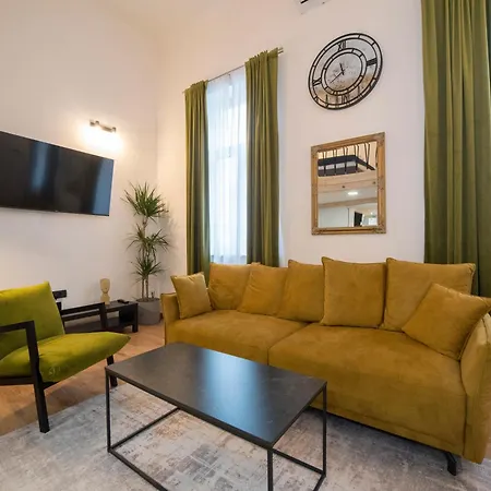 Daire Center F6